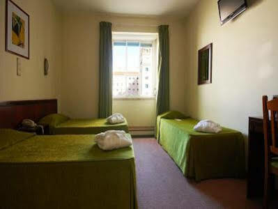 Residencial Do Areeiro 2* Lisbona